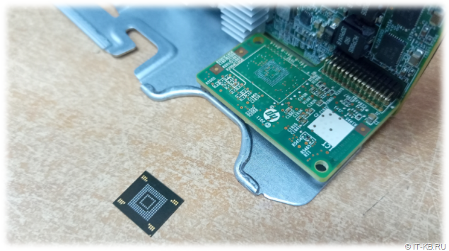 ILO 4 e-NAND chip soldered from the motherboard